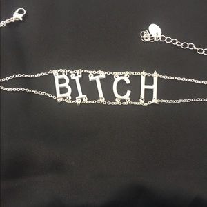 choker “bitch”